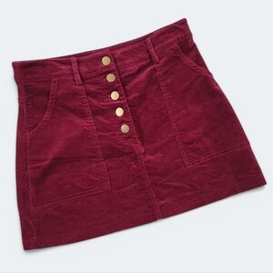 Forever 21 Burgundy Skirt with Gold Buttons Size Medium Mini Casual